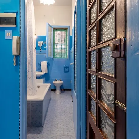Apartamento Guesthost - Un Tocco Di Blu - La Vegra
