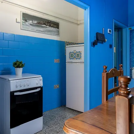 Guesthost - Un Tocco Di Blu - La Vegra Ferrara