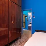 Guesthost - Un Tocco Di Blu - La Vegra * Ferrara