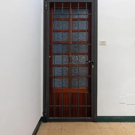 Guesthost - Un Tocco Di Blu - La Vegra Apartamento Ferrara